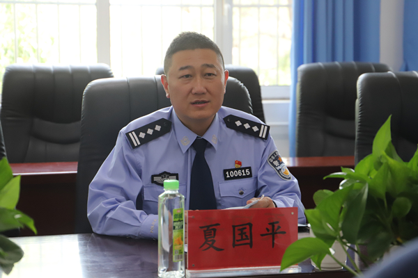 夏国平副局长督导调研校园安全工作